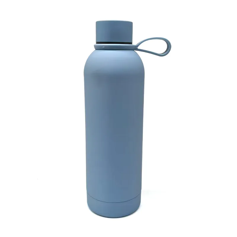 Sportowa butelka na wodę